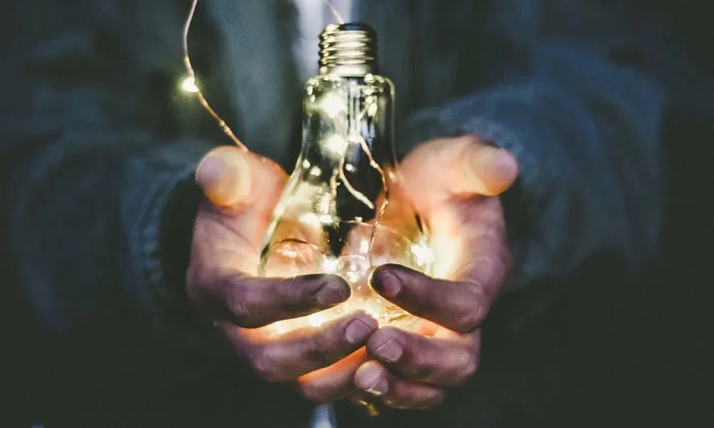 We Are <br class='hidden md:inline'/>Hands On